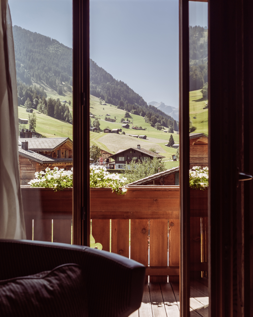 View Exterior Ultima Hotel Gstaad
